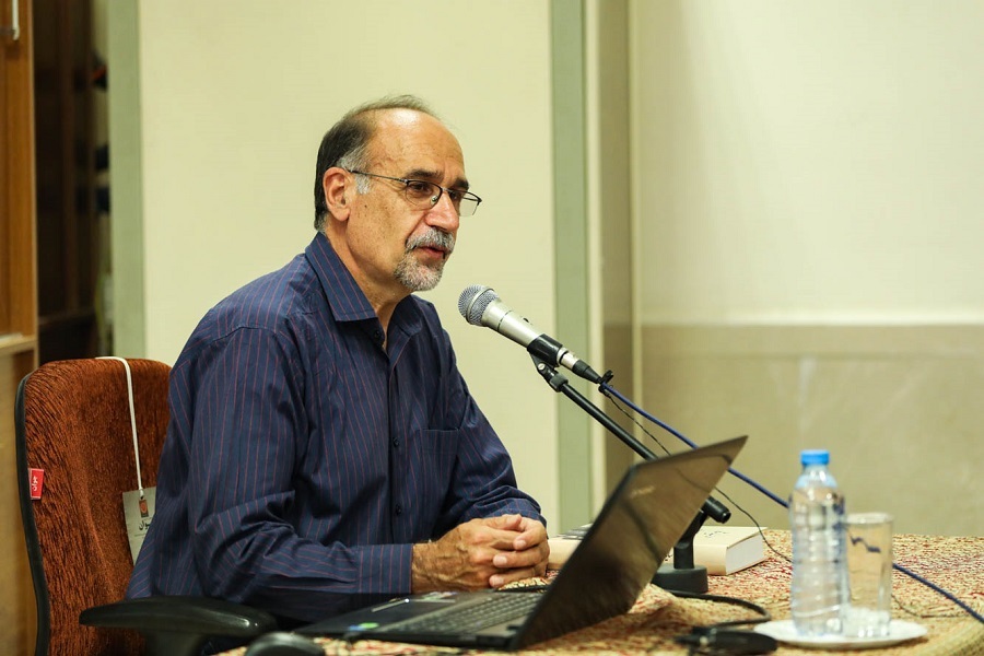 علیرضا ابطحی پژوهشگر و استاد دانشگاه