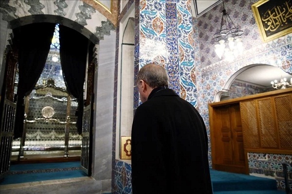 ضریح ابوایوب انصاری، آخرین ایستگاه مبارزات انتخاباتی اردوغان/اماده