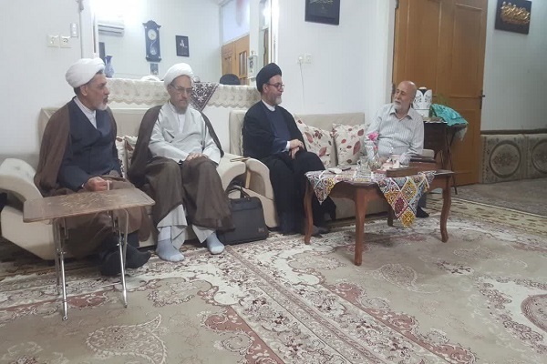 عیادت حجت‌الاسلام رفیعی از پژوهشگر برجسته تاریخ اسلام