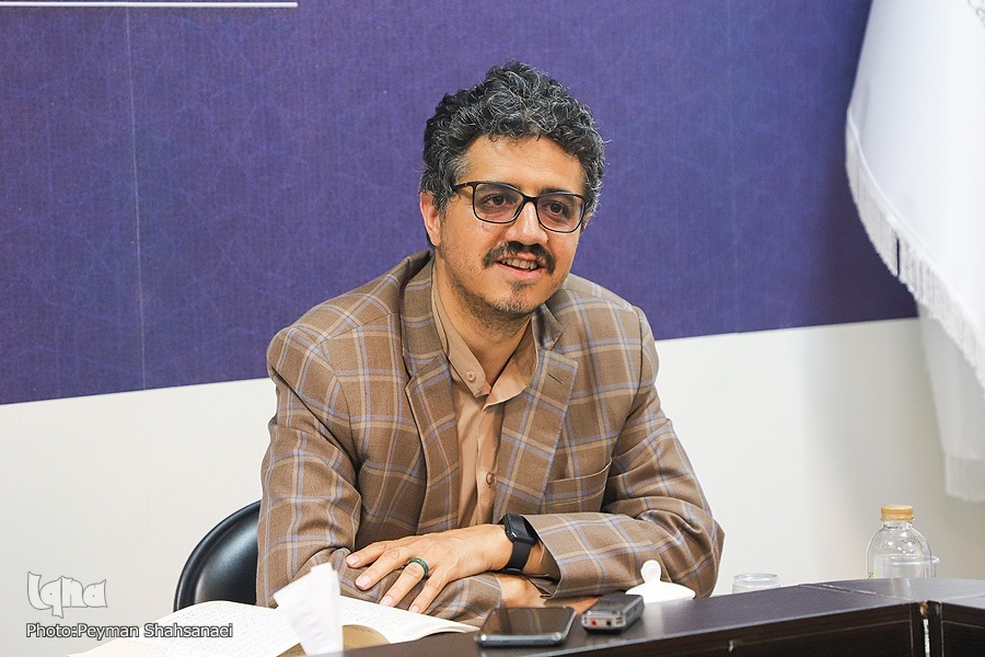 امیر احمدنژاد عضو هیئت علمی دانشگاه اصفهان