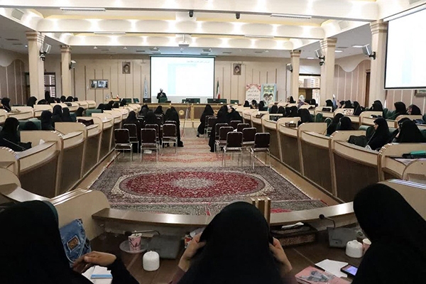 سمینار آموزشی «سفیران رحمت الهی» در یزد