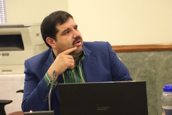 اعزام ۱۰۰ نفر از اجتماعات نخبگانی به مشهد مقدس در قالب طرح سرای امید