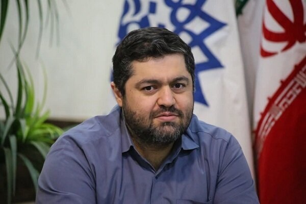 افشین آزادی، سرپرست حوزه هنری استان کردستان