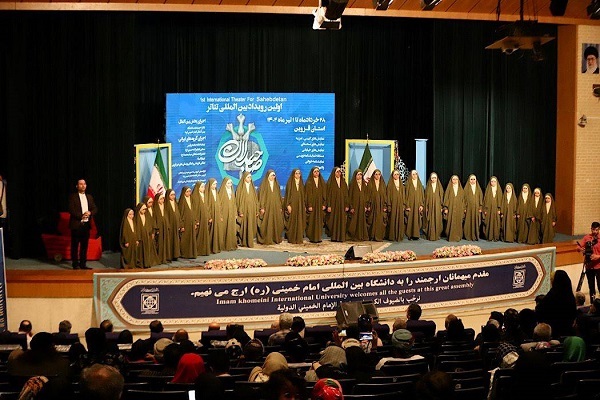هنر تئاتر در این ایام عامل انسجام، وحدت و هم‌گرایی ایران بود