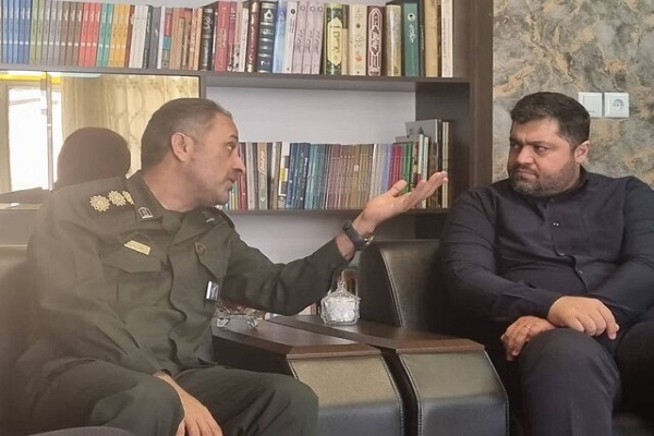 دیدار رئیس حوزه هنری کردستان با معاون سپاه کردستان دیدار رئیس حوزه هنری کردستان با معاون سپاه کردستان