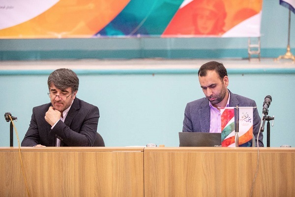 زن و خانواده صحنه مهم و جدی در نبرد با دشمنان است