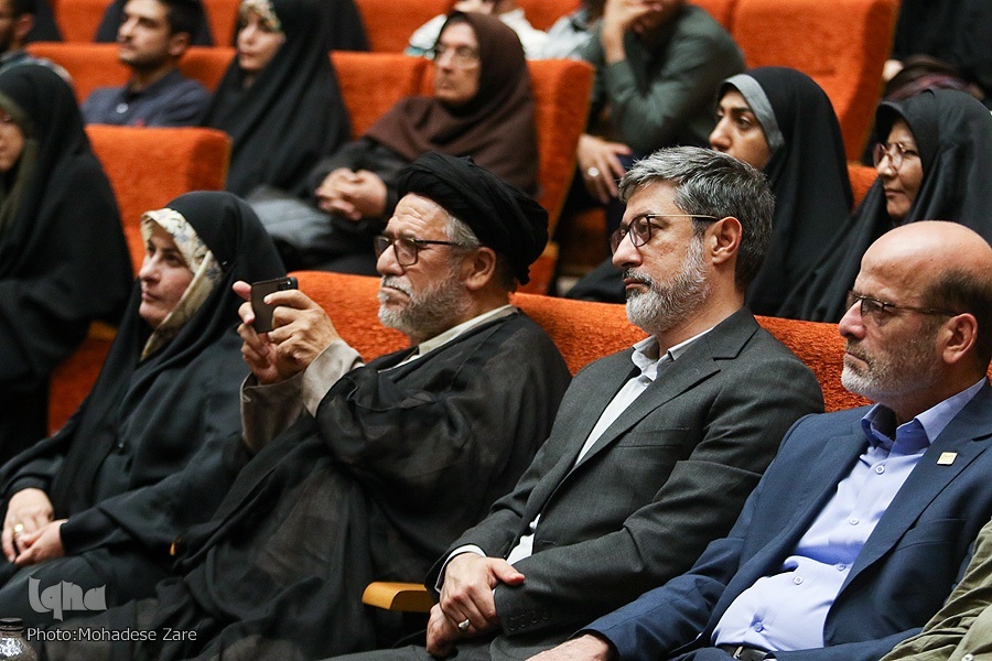 ویژه‌برنامه «راز تنهایی»