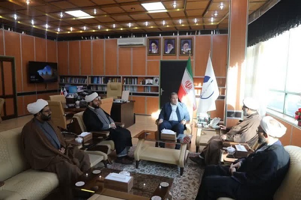 دیدار استاندار ایلام و معاون فرهنگی سازمان تبلیغات اسلامی