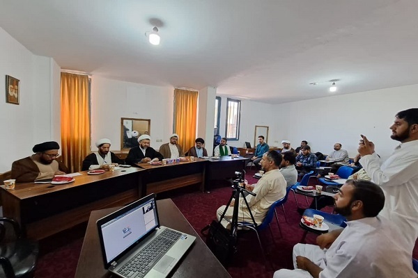محمدیعقوب بَشوی، استاد و مبلغ بین‌المللی جامعةالمصطفی