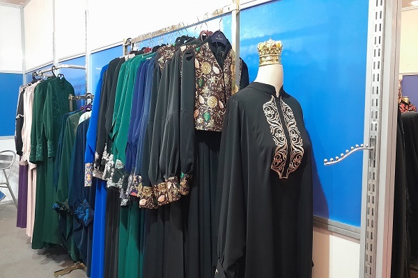 استقبال از نمایشگاه پوشاک ایرانی اسلامی هدی در کانون پرورشی