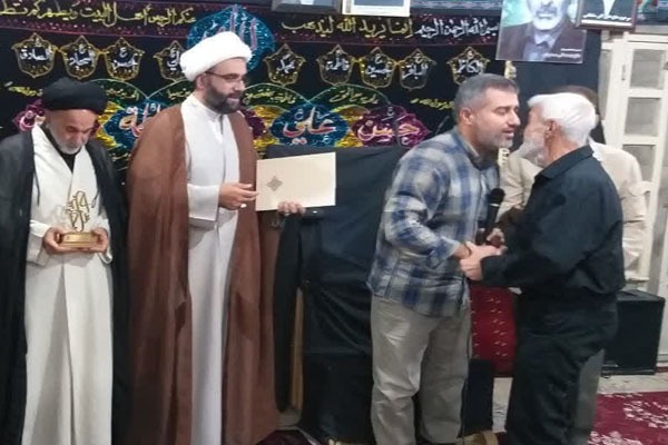 تجلیل از پیرغلام حسینی عبدالله کریمی‌راد