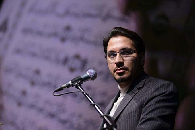 فیلم اجرای «حُب‌الحُسین» با صدای حامد شاکرنژاد