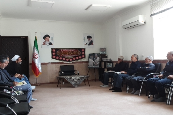 دیدار امام جمعه کرمان با فعالان جهاد تبیین