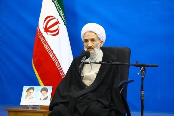 آیت الله لائینی