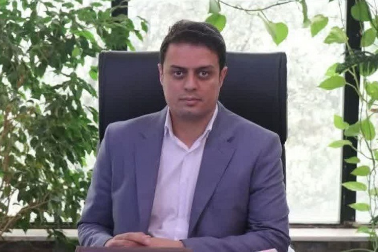 پیمان باباخانی، مسئول عملیات قرارگاه مرکزی حمل و نقل زائرین مرز شلمچه