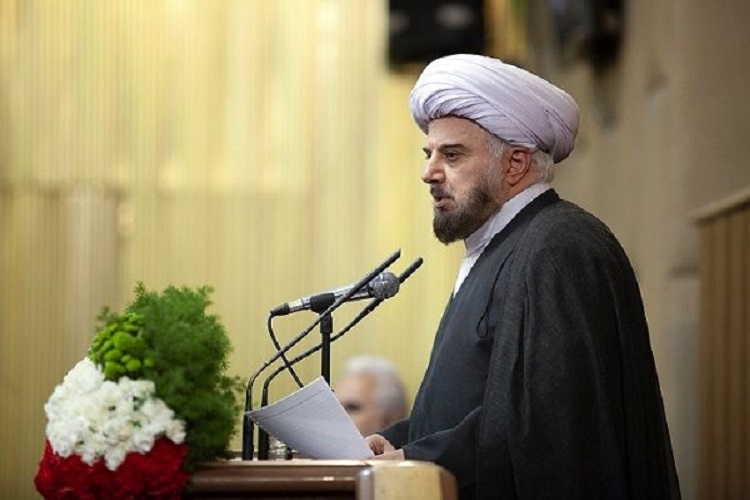 حجت الاسلام کازرونی رئیس هیئت امنای کمیته امداد امام خمینی (ره) حجت الاسلام کازرونی رئیس هیئت امنای کمیته امداد امام خمینی (ره)