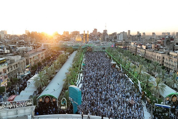 برگزاری نماز عید قربان در جوار حرم امام حسین (ع)