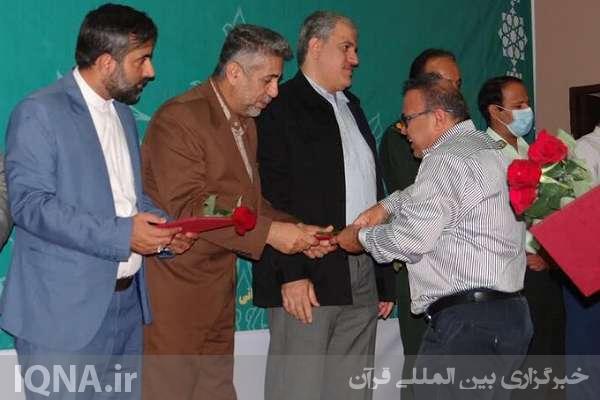آیین واگذاری زمین در طرح جوانی جمعیت