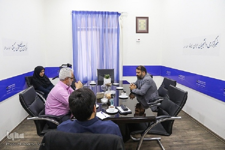علیرضا رضازاده همدانی، مدیرعامل سازمان بازآفرینی فضاهای شهری شهرداری مشهد علیرضا رضازاده همدانی، مدیرعامل سازمان بازآفرینی فضاهای شهری شهرداری مشهد