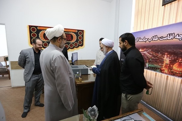 بخش صدور گذرنامه زیارتی در مرکز امور طلاب المصطفی راه اندازی شد