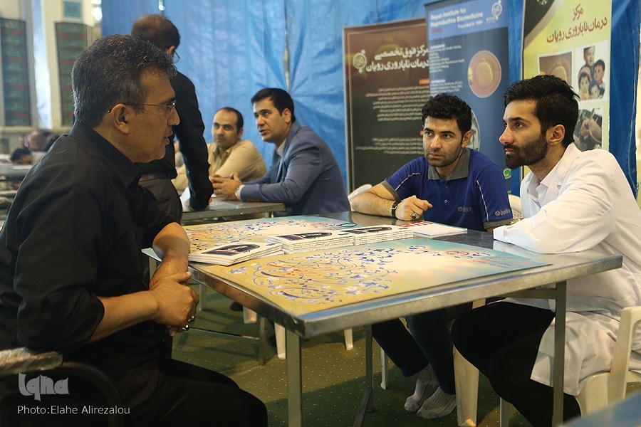 میز خدمات پزشکی جهاددانشگاهی در نماز جمعه تهران برپا شد