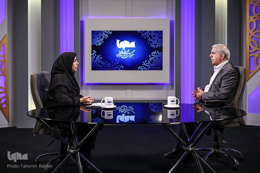 معین