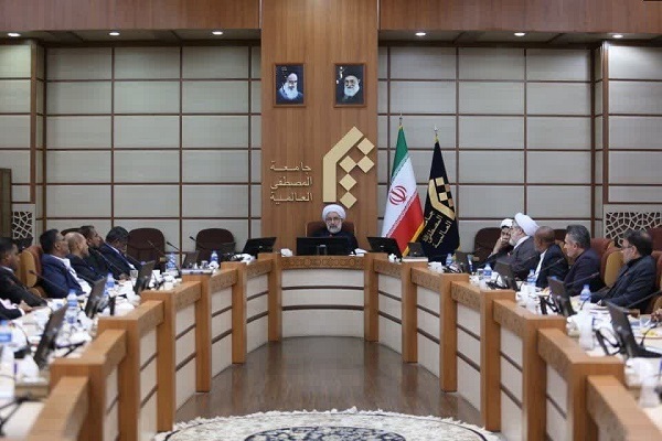 علی عباسی، رئیس جامعةالمصطفی العالمیه