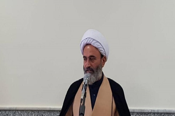 حجت الاسلام و المسلمین حسن صباغیان، امام جمعه زیرکوه