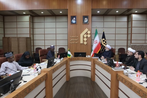 علی عباسی، رئیس جامعةالمصطفی العالمیه