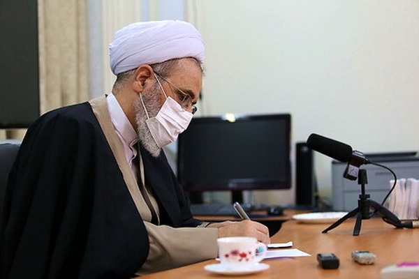 آیت‌الله اعرافی خواستار تحریم کشور‌های هتاک از سوی امت اسلام شد