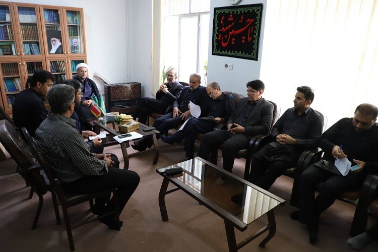 دیدار مسئولان دانشگاه علوم پزشکی شیراز با مسئولان شهرستان بوانات