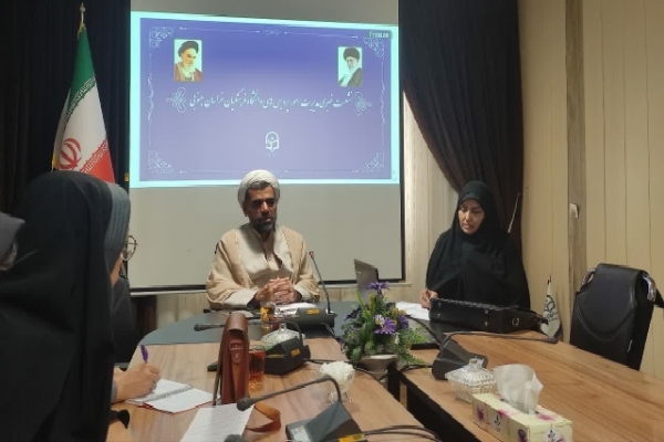 حجت الاسلام محمدجواد اکبری مطلق، مدیر امور پردیس‌های دانشگاه فرهنگیان خراسان‌جنوبی