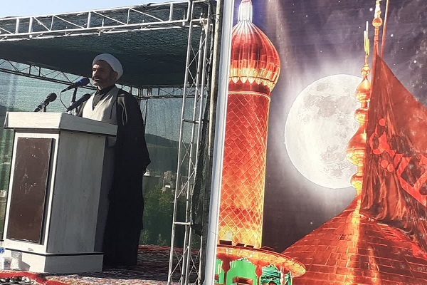 حجت‌الاسلام‌ الله‌نور کریمی‌تبار امام جمعه ایلام