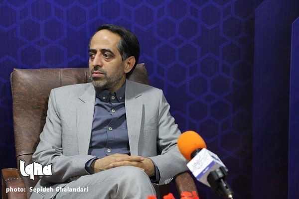 حسن سلمانی، دانش‌آموخته حوزه و دانشگاه در حوزه فلسفه اسلامی و مدرس دانشگاه بیرجند