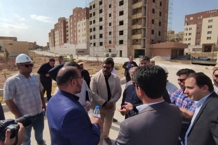 بازدید مسئولان وزارت راه و شهرسازی از پروژه نهضت ملی مسکن، شیراز