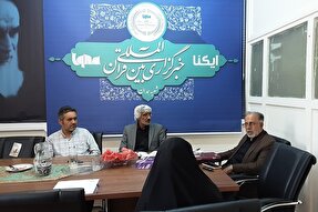 استفاده از اشعار نباید در مجالس روضه سفارشی و انحصاری شود