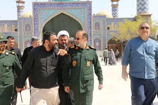 بازدید فرمانده سپاه قم از قرارگاه مردمی اربعین قم