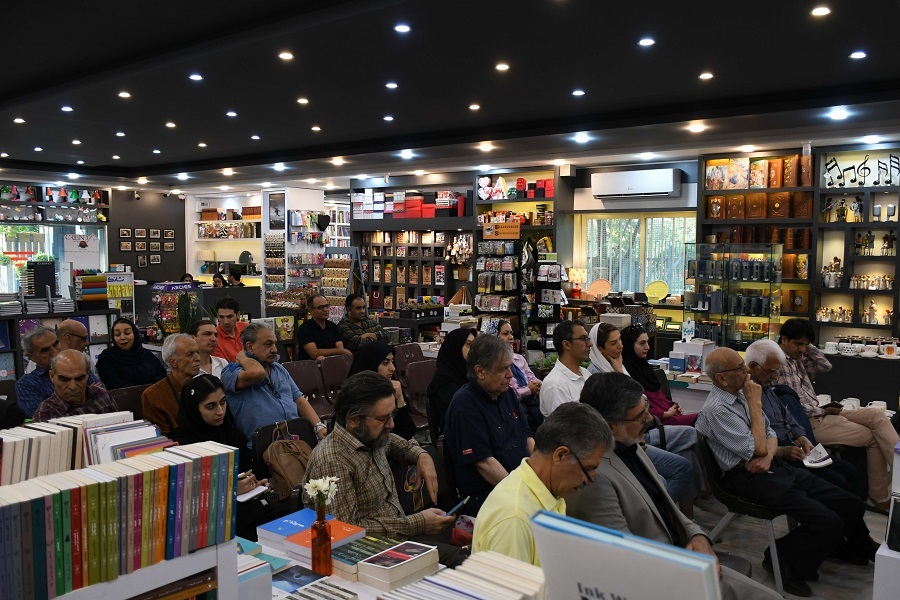 نشست گفت‌وگو درباره کتاب «آبشالوم، آبشالوم»