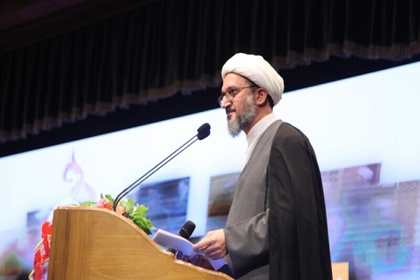 حجتالاسلام والمسلمین احمدحسین شریفی، رئیس دانشگاه قم حجتالاسلام والمسلمین احمدحسین شریفی، رئیس دانشگاه قم
