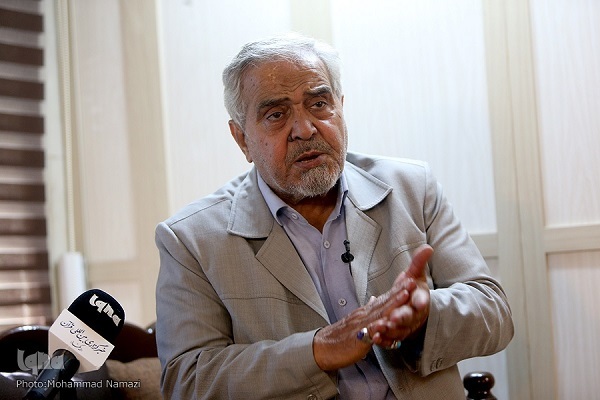 شکوهمندی، عواطف و احساسات؛ دو بال پرفروغ ادبیات اهل بیت(ع)