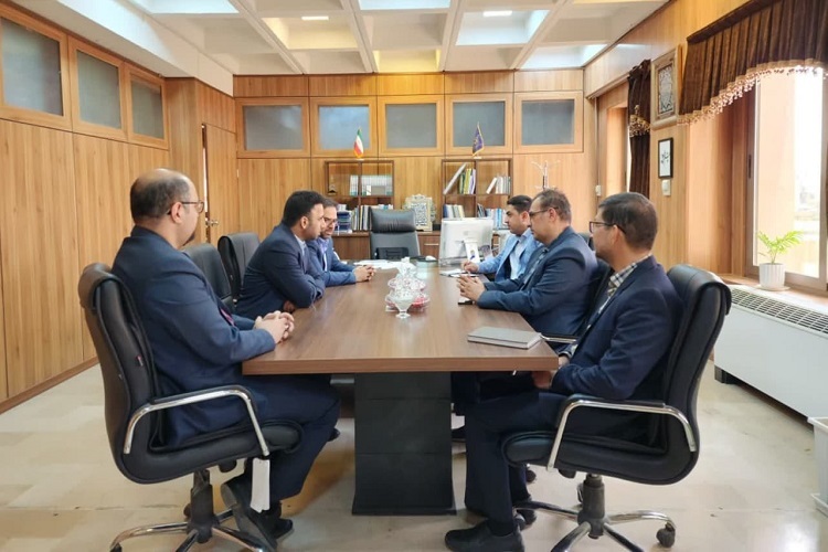 بازدید معاون امنیت فضای مجازی و زیرساخت وزارت علوم از زیرساخت‌های دانشگاه شیراز