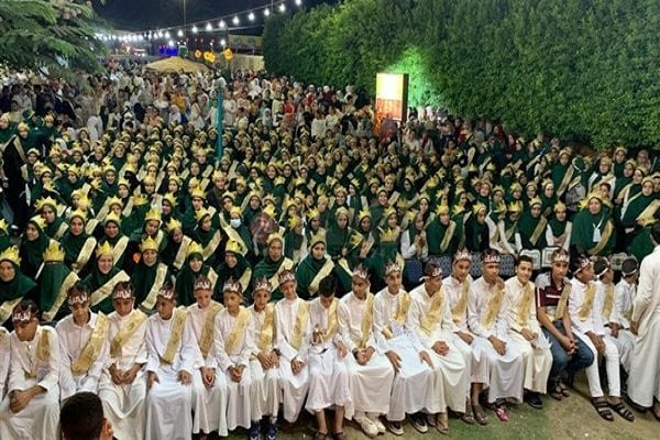 جشن بزرگ تجلیل از 989 حافظ قرآن در مصر + عکس