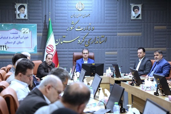 نشست مشترک شورای آموزش و پرورش و ستاد سوادآموزی