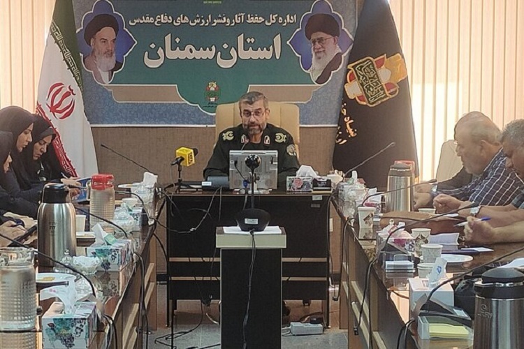 عباس مطهری مدیر کل بنیاد حفظ آثار دفاع مقدس سمنان در جمع خبرنگاران