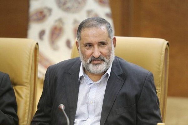 نقش قزوه در برطرف سازی خلأهای جبهه انقلاب بی بدیل است