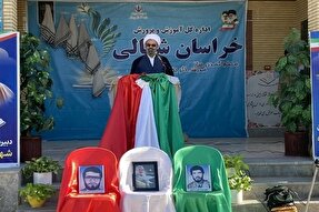 معلمان الگوهای دفاع مقدس را برای دانش آموزان تبیین کنند