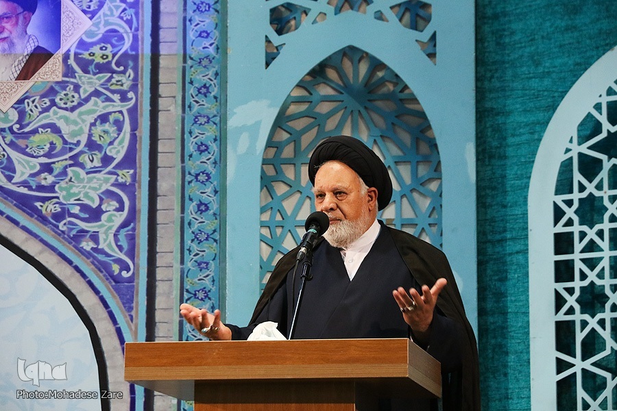 حافظان قرآن منتخبان خداوند هستند