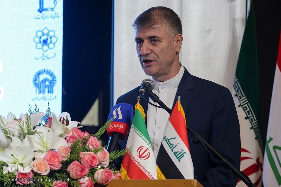 وحید حدادی اصل، قائم مقام وزیر علوم در امور بین الملل و رئیس مرکز همکاری های علمی بین‌الملل