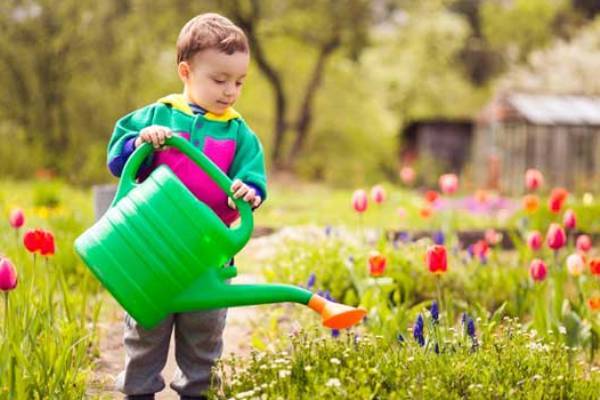 چگونه کودکان مسئولیت‌پذیر تربیت کنیم؟