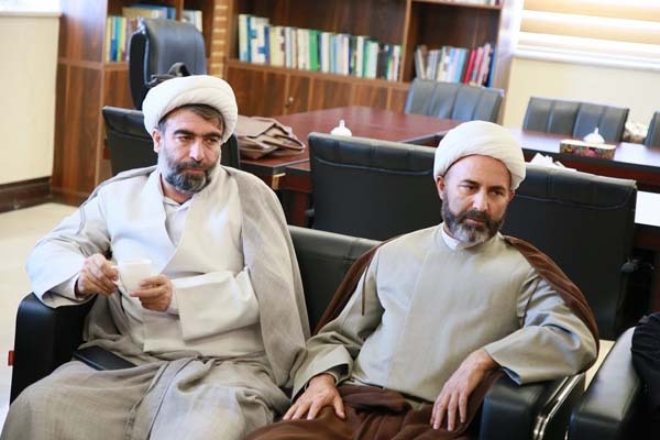 نشست مشترک دانشگاه و شورای هماهنگی تبلیغات اسلامی لرستان